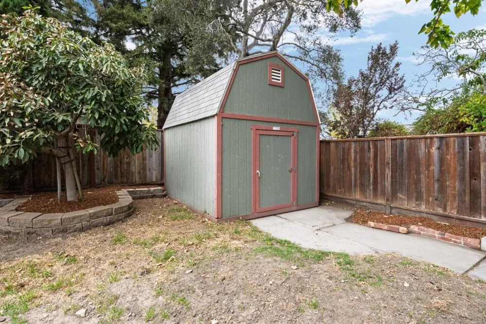 229 Poplar Avenue Santa Cruz, CA 95062