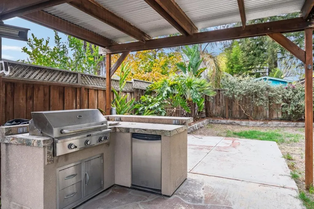 229 Poplar Avenue Santa Cruz, CA 95062