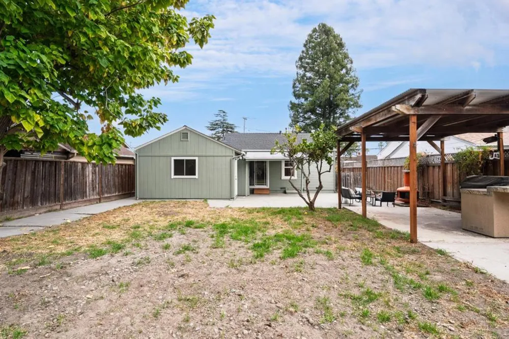 229 Poplar Avenue Santa Cruz, CA 95062