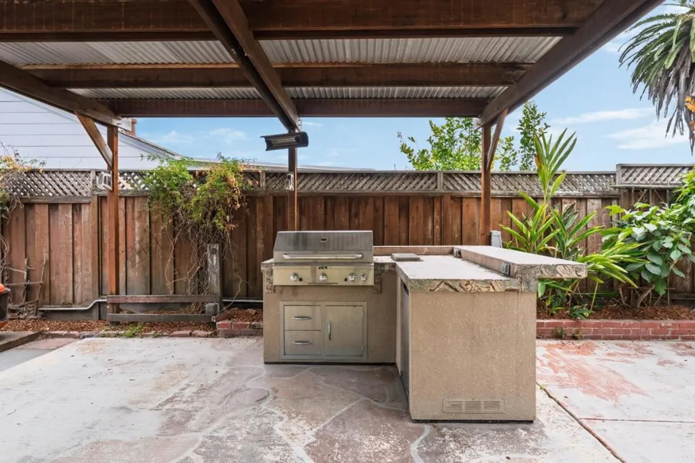 229 Poplar Avenue Santa Cruz, CA 95062