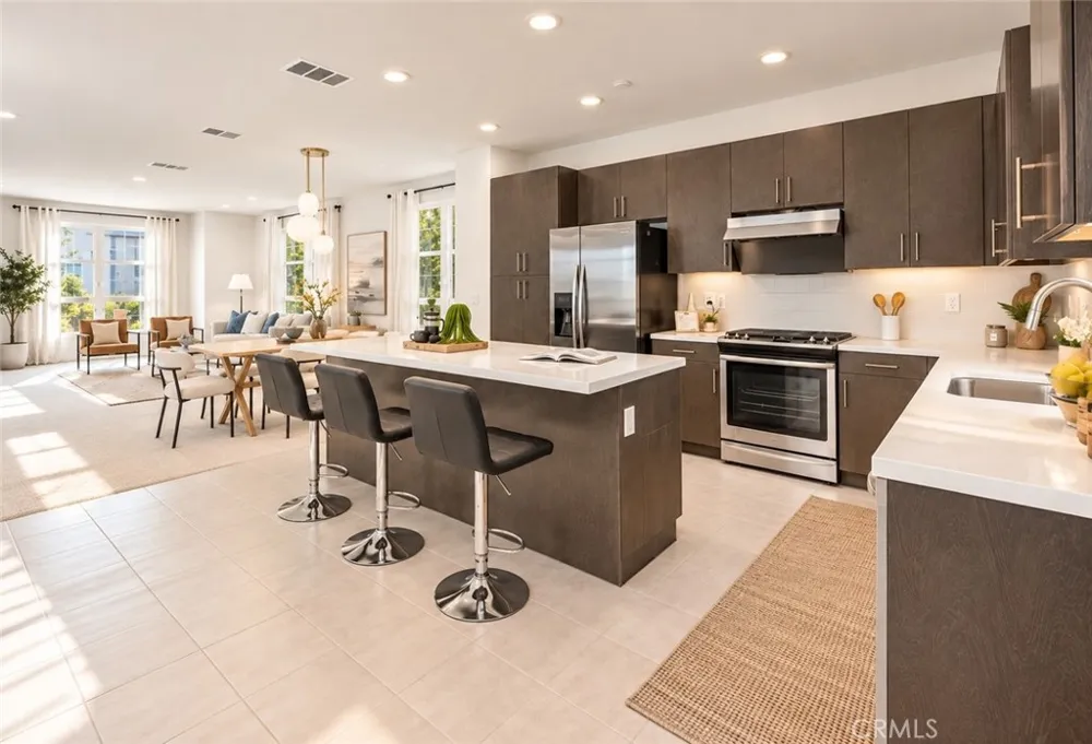 2700 E Chaucer #41 Los Angeles, CA 90065