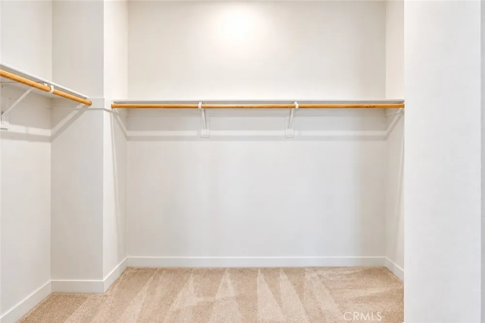 2700 E Chaucer #41 Los Angeles, CA 90065