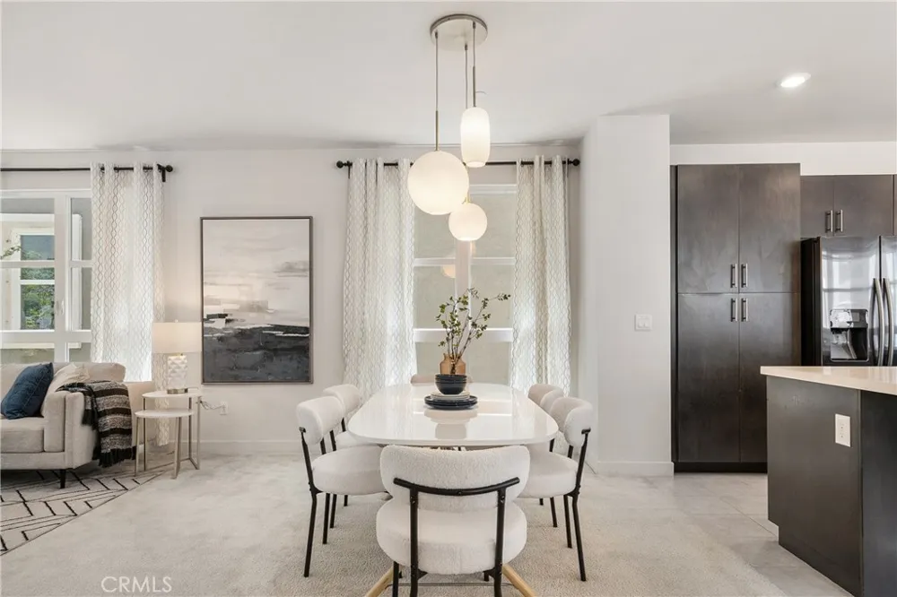 2700 E Chaucer #41 Los Angeles, CA 90065