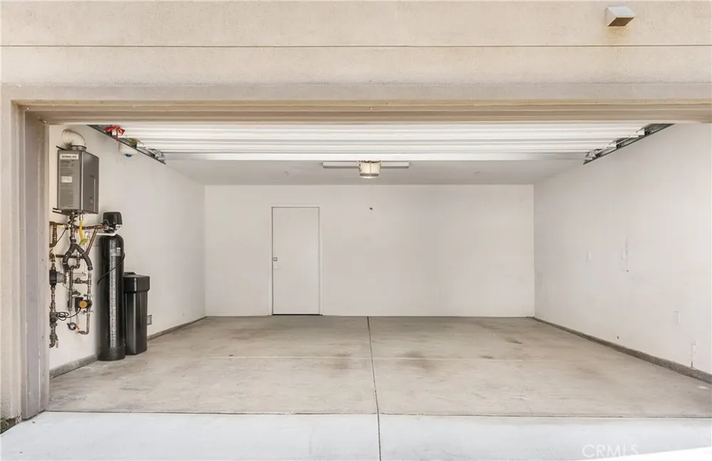 2700 E Chaucer #41 Los Angeles, CA 90065