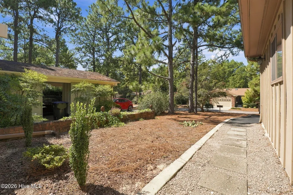 625 Redwood Drive Southern Pines, NC 28387