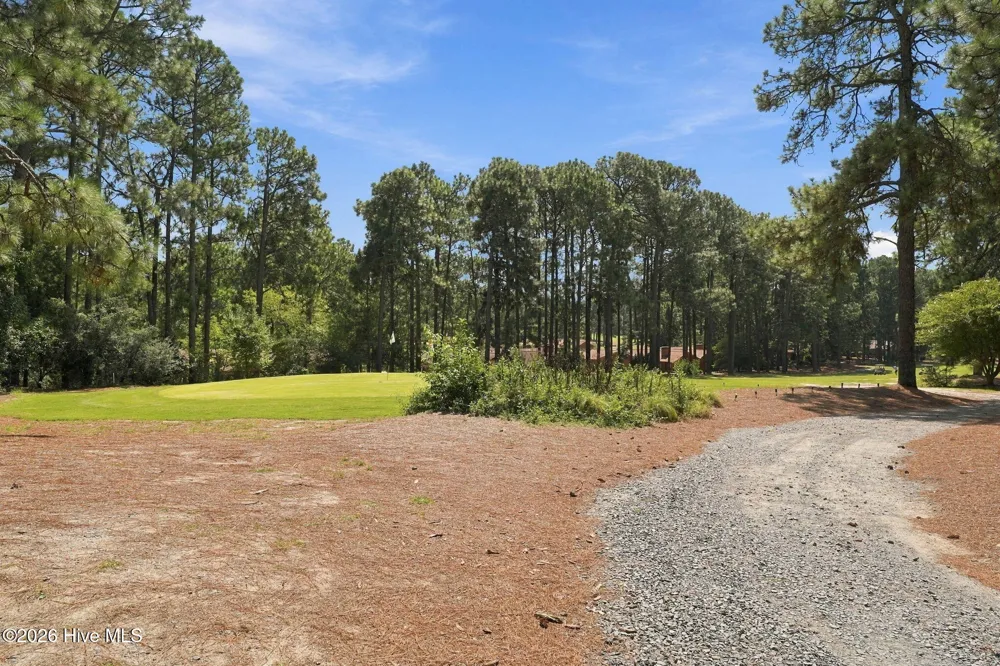 625 Redwood Drive Southern Pines, NC 28387