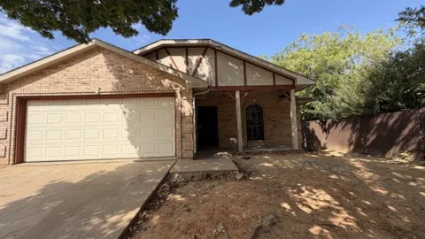 623 Moss Rose Court