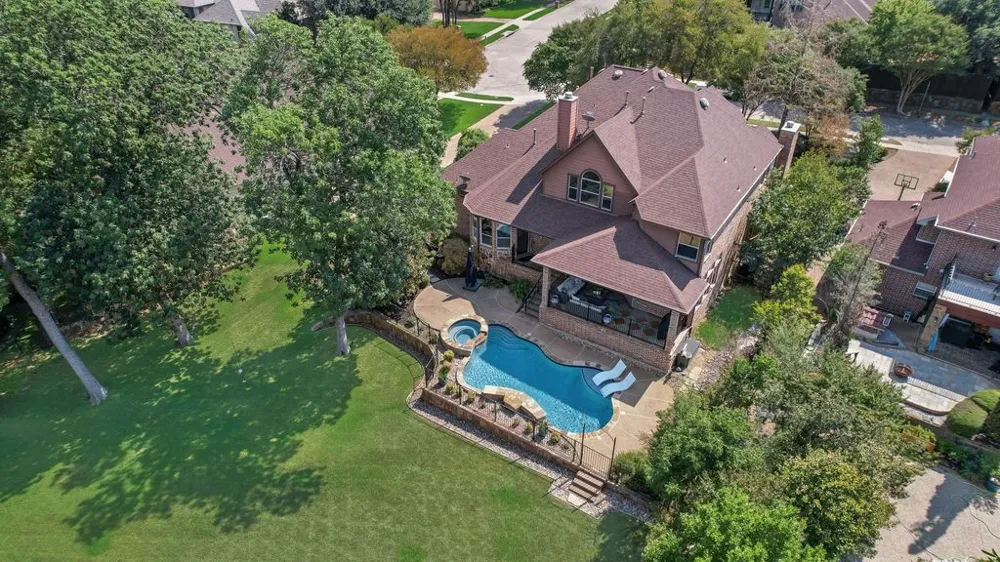 4129 Glenbrook Drive Richardson, TX 75082