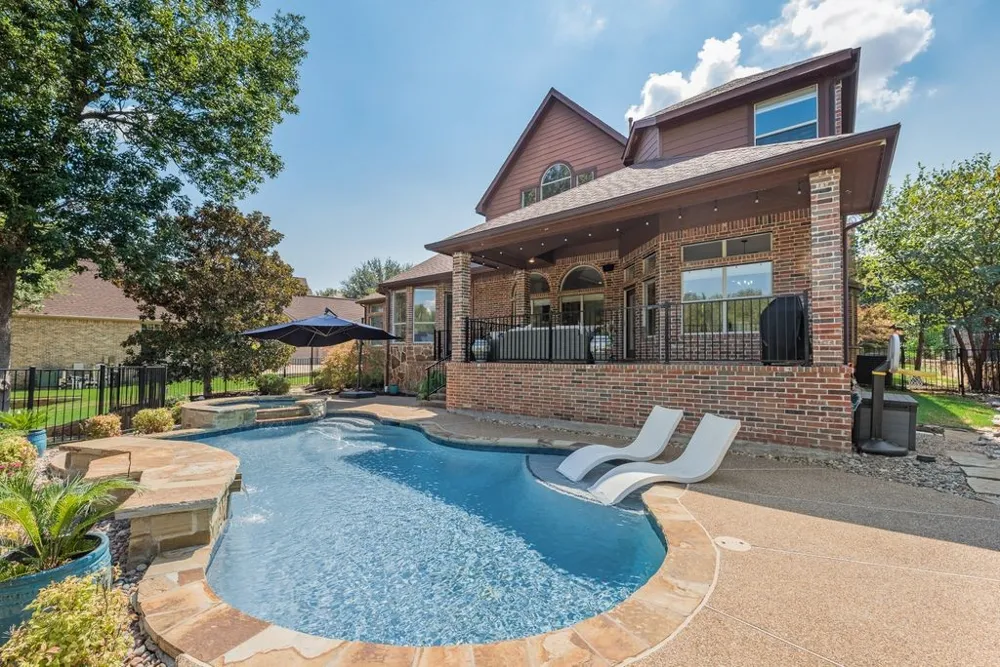 4129 Glenbrook Drive Richardson, TX 75082