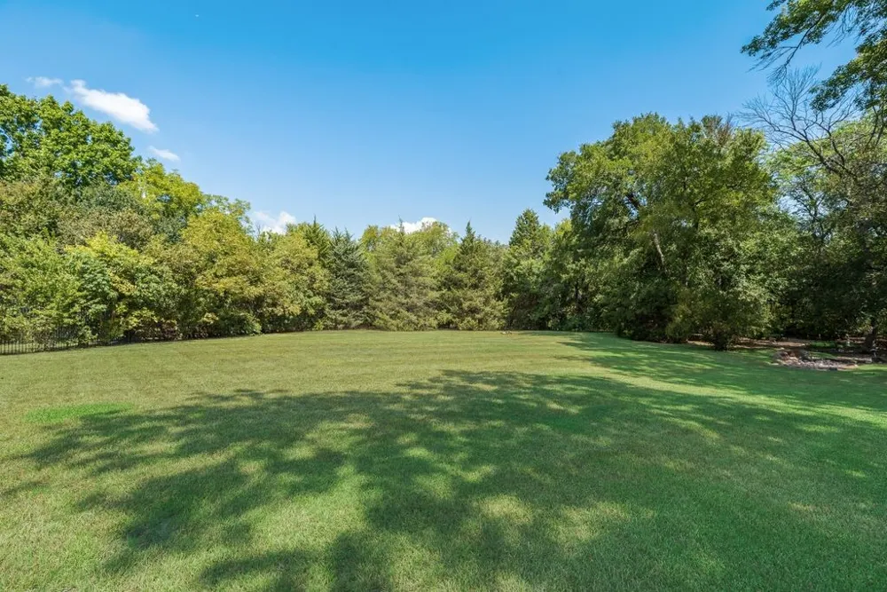 4129 Glenbrook Drive Richardson, TX 75082