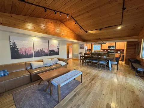 2300 Cypress