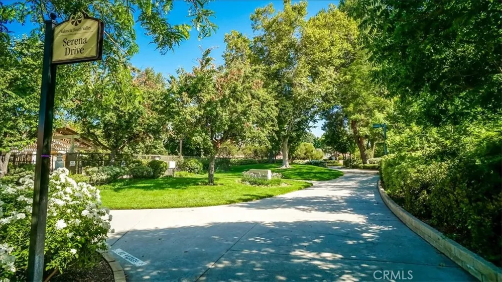 25628 Alicante Valencia, CA 91355
