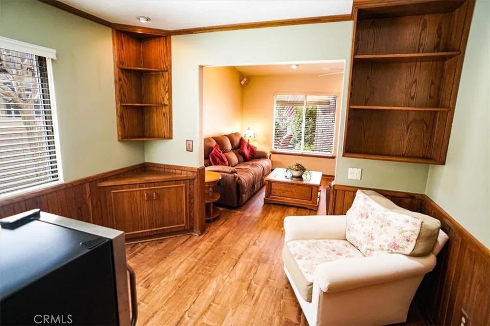 25628 Alicante Valencia, CA 91355