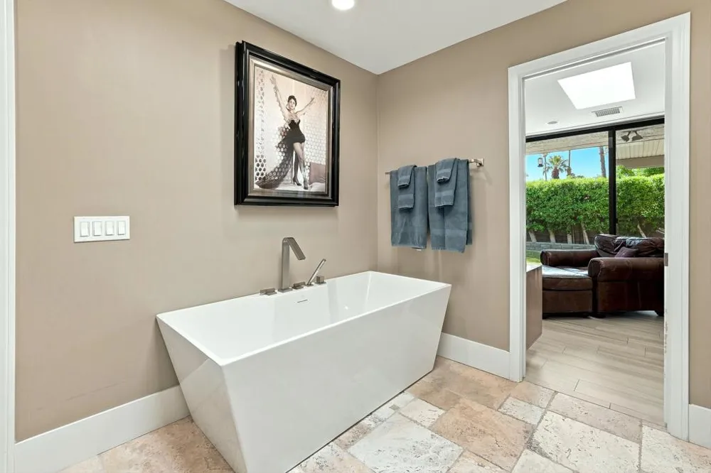 77 Colgate Drive Rancho Mirage, CA 92270