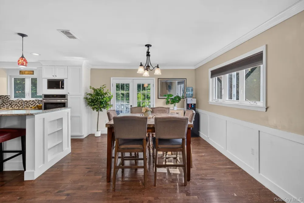 11 Amy Lane Middletown, NY 10941