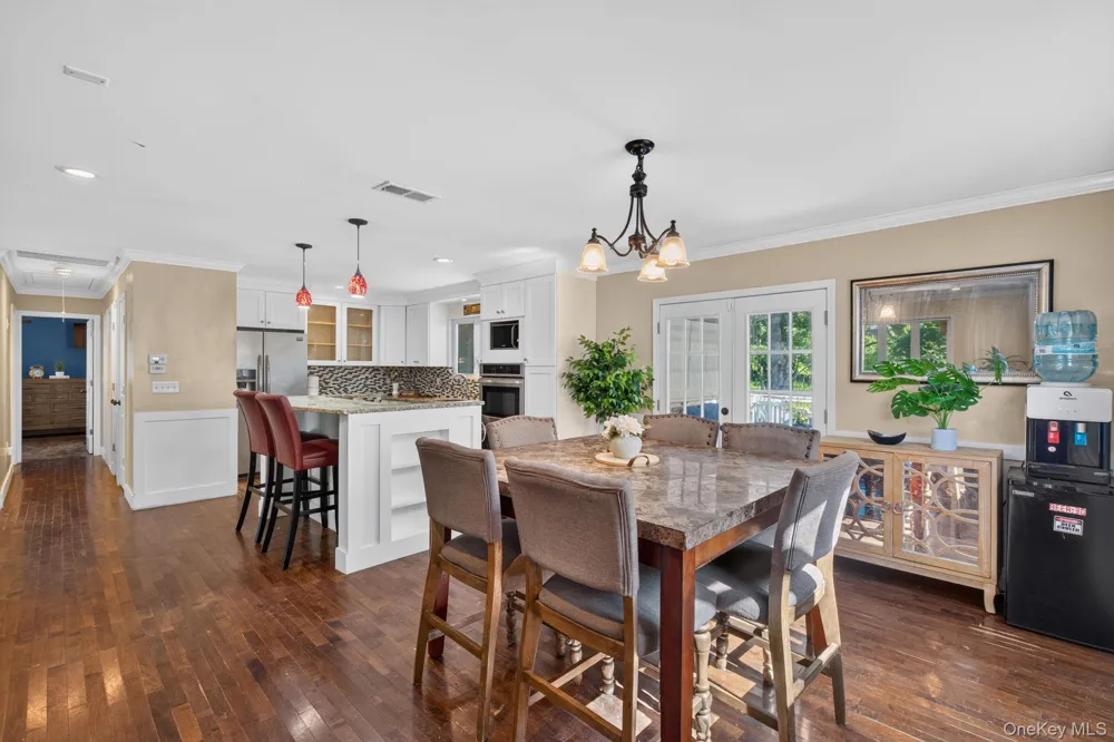 11 Amy Lane Middletown, NY 10941