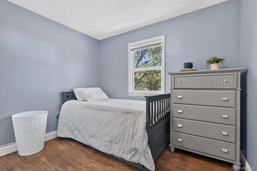 11 Amy Lane Middletown, NY 10941