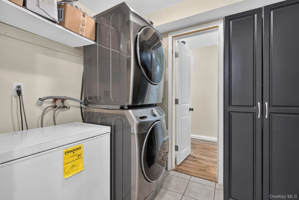 11 Amy Lane Middletown, NY 10941