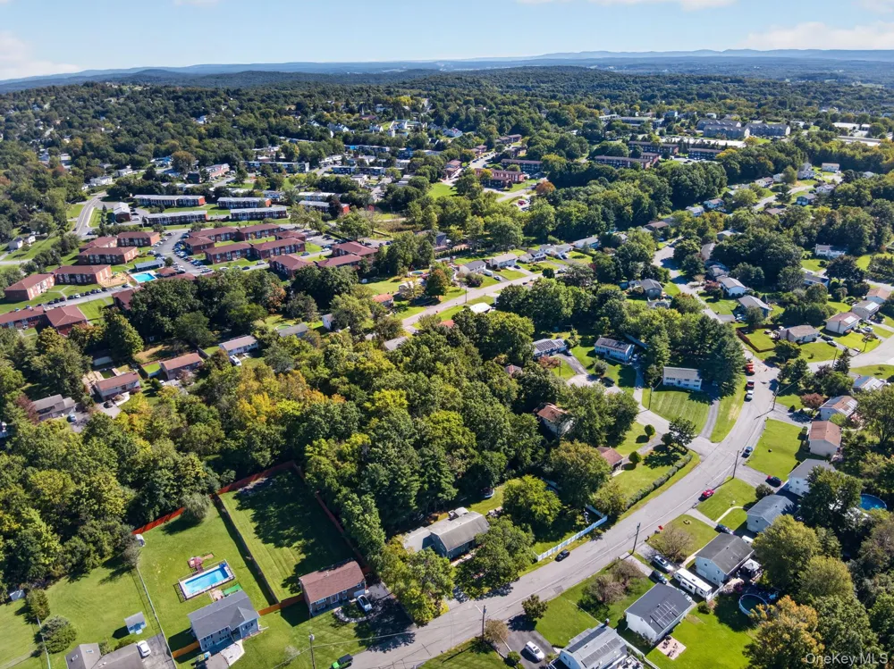 11 Amy Lane Middletown, NY 10941