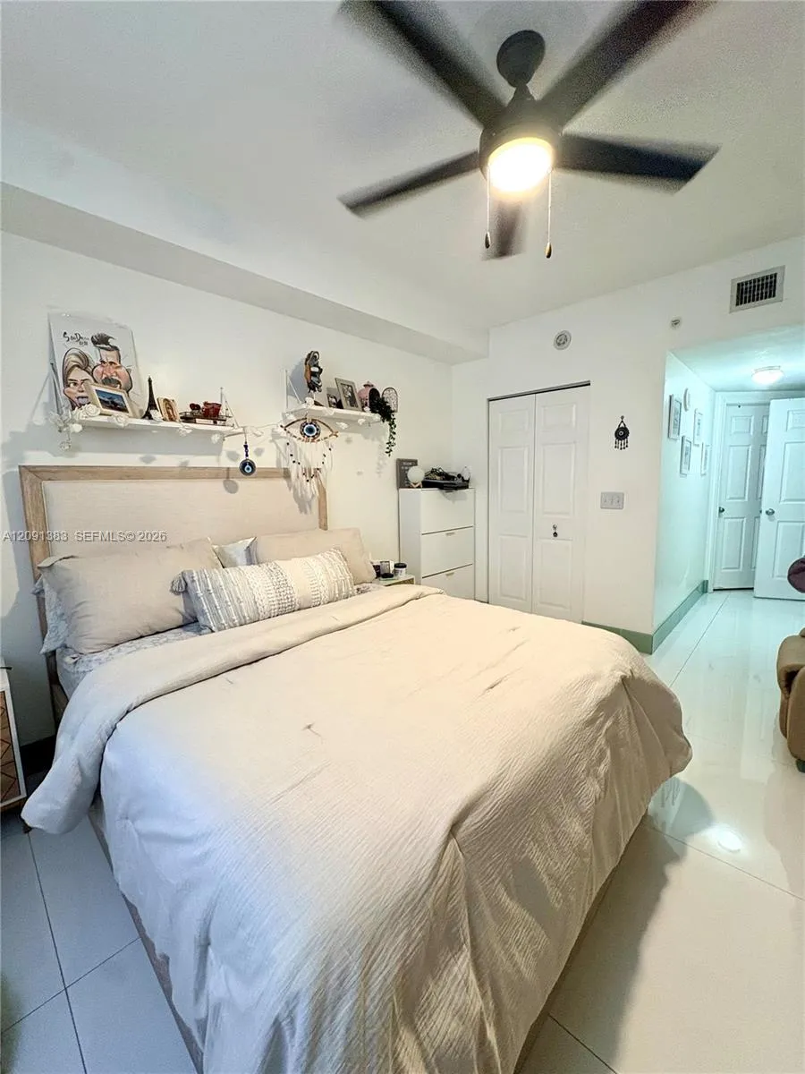 17150 Bay Rd #2121 Sunny Isles Beach, FL 33160