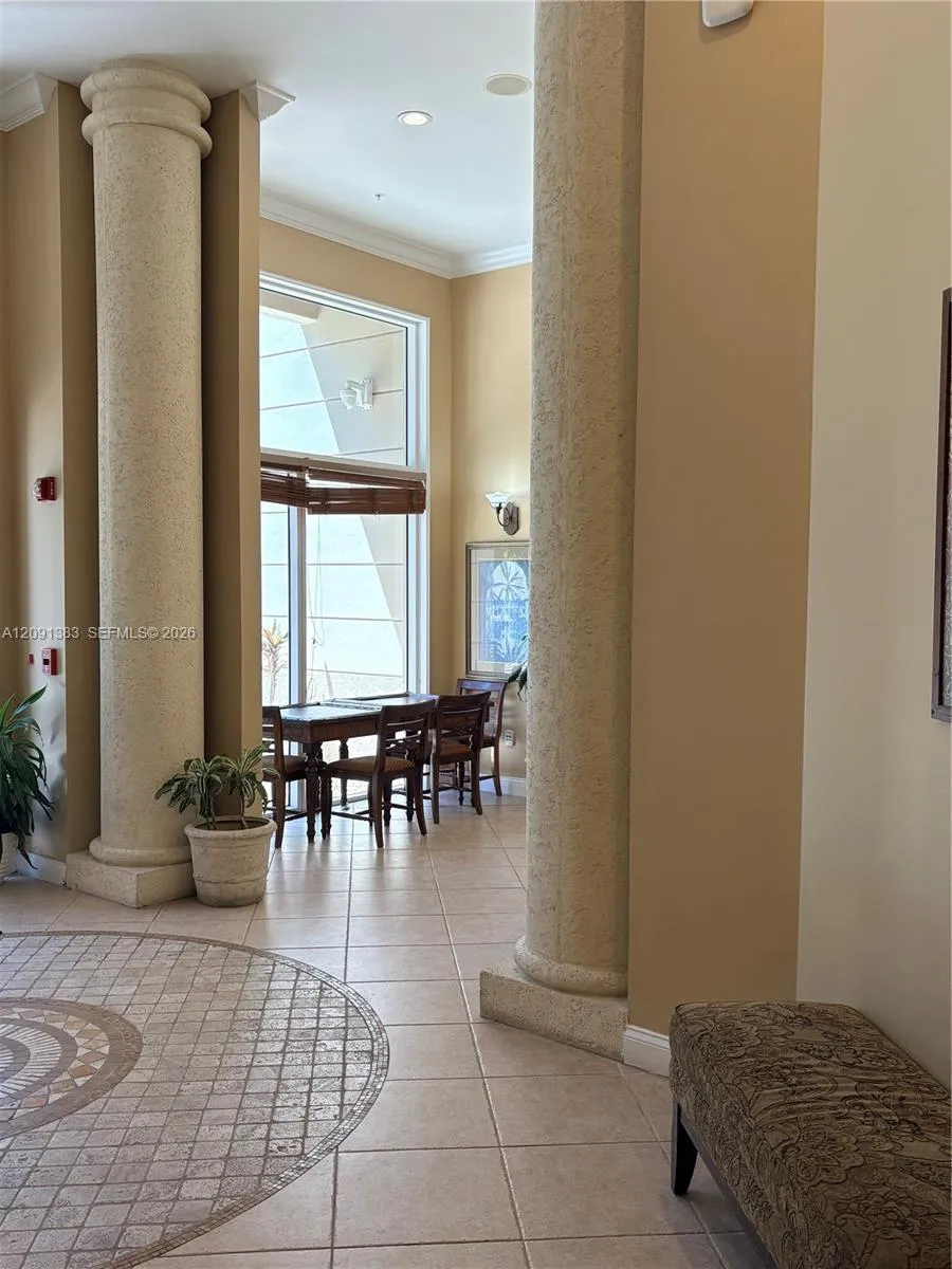 17150 Bay Rd #2121 Sunny Isles Beach, FL 33160