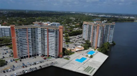 1351 NE Miami Gardens Dr #422E