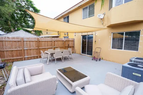 15400 SW 134th Pl #403