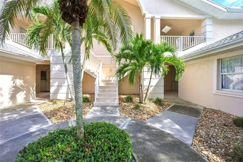 7266 ELEANOR CIRCLE #203