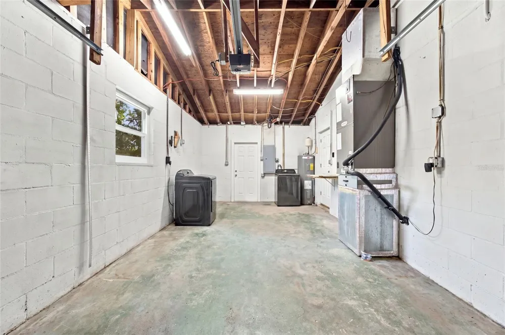 7557 18TH AVENUE St Petersburg, FL 33710