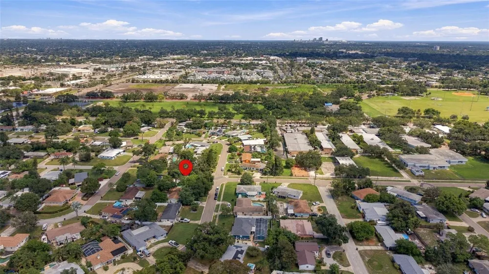 7557 18TH AVENUE St Petersburg, FL 33710