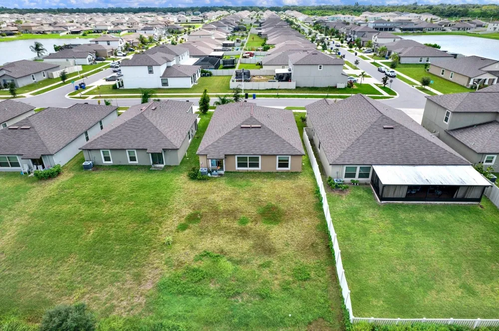 16610 DELIA STREET Wimauma, FL 33598