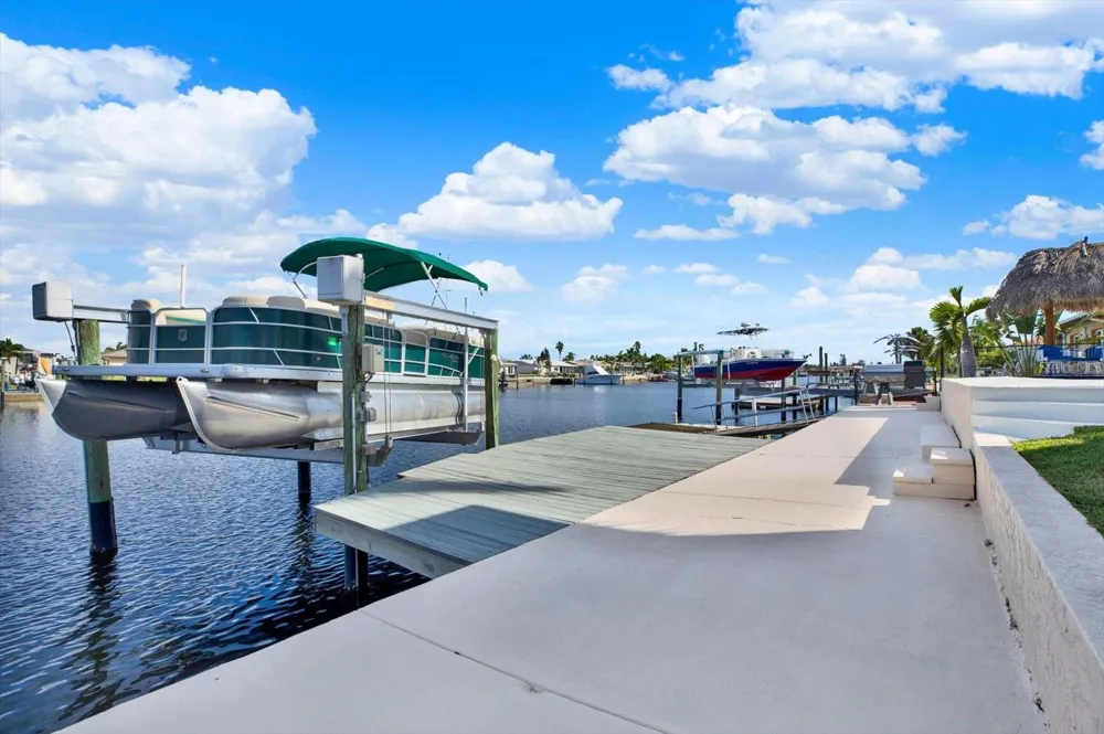 5532 PILOTS PLACE New Port Richey, FL 34652