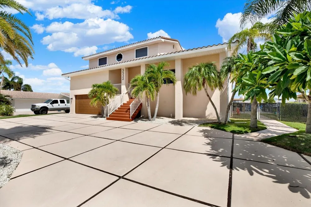 5532 PILOTS PLACE New Port Richey, FL 34652