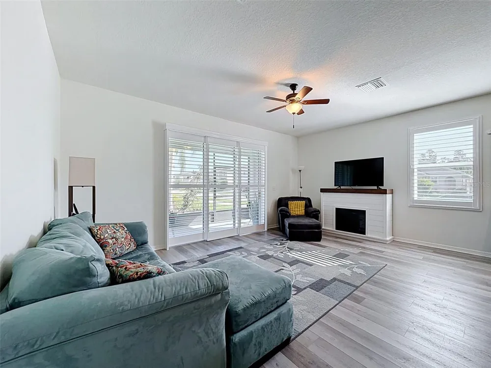 16189 GLOWING GROVE AVE Odessa, FL 33556