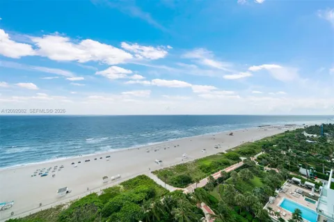3801 Collins Ave #1505