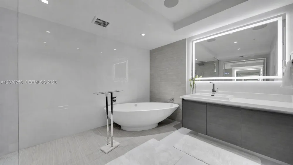 330 Sunny Isles Blvd #5-1107 Sunny Isles Beach, FL 33160