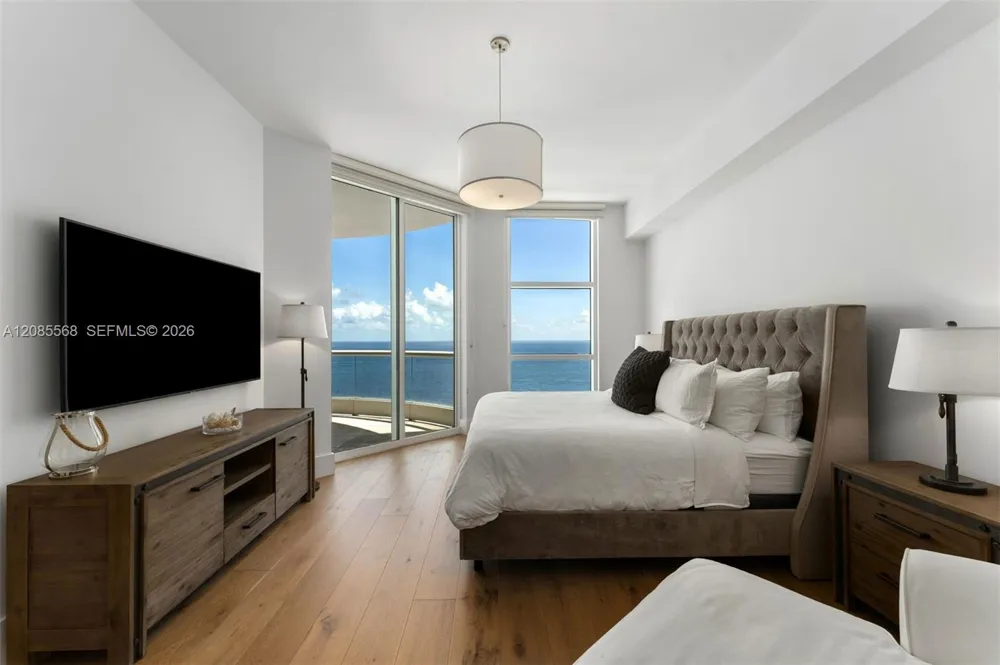 16047 Collins Ave #2502 Sunny Isles Beach, FL 33160