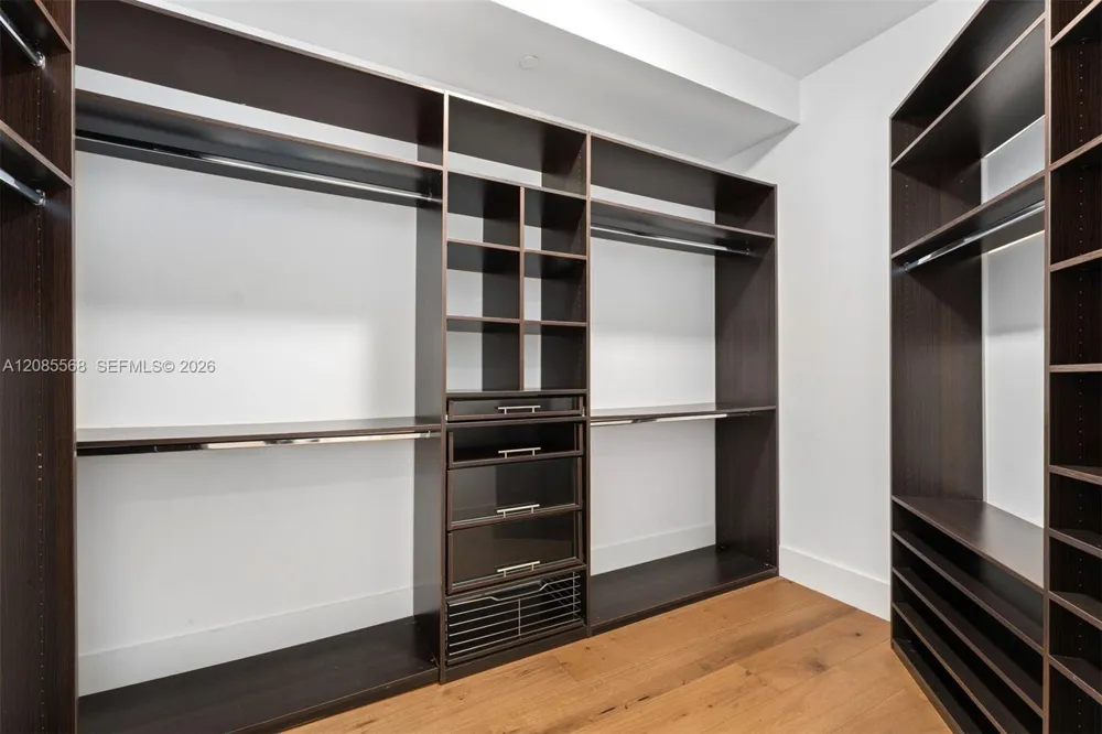 16047 Collins Ave #2502 Sunny Isles Beach, FL 33160