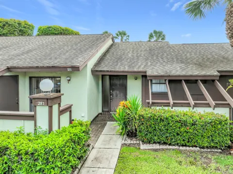 281 AMBER COURT