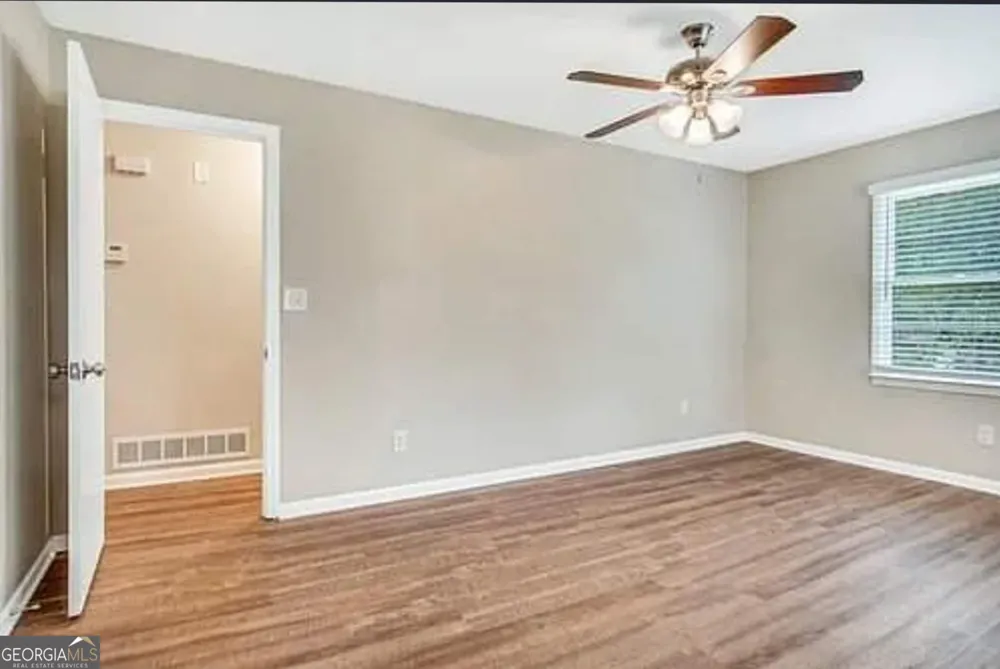 6263 Green Acres DR SW Covington, GA 30014