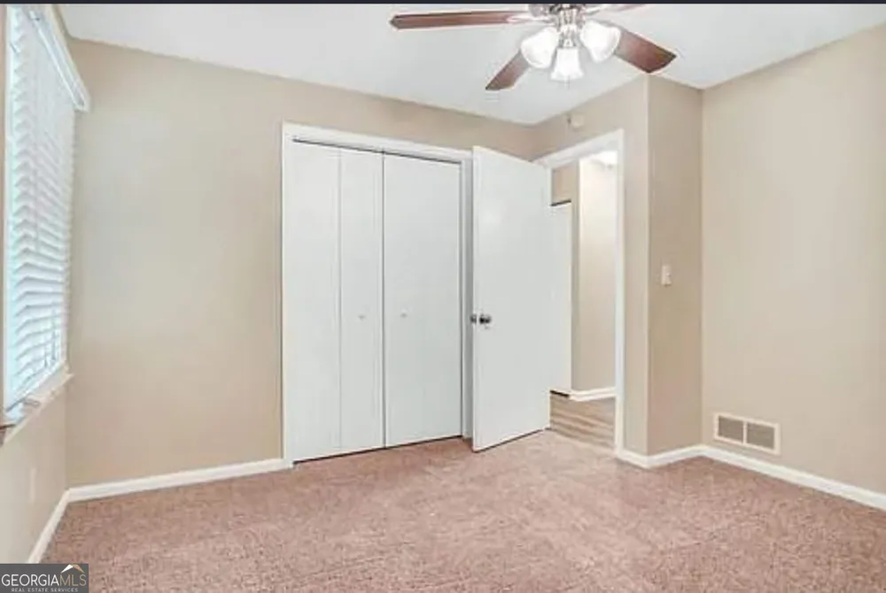 6263 Green Acres DR SW Covington, GA 30014
