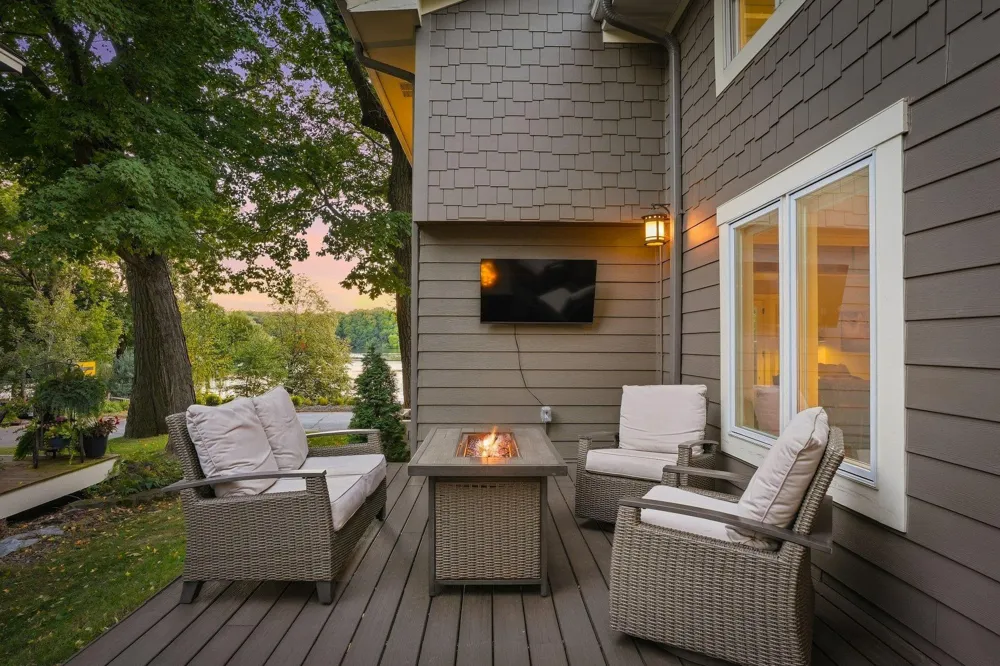 510 Pleasant View Road Chanhassen, MN 55317