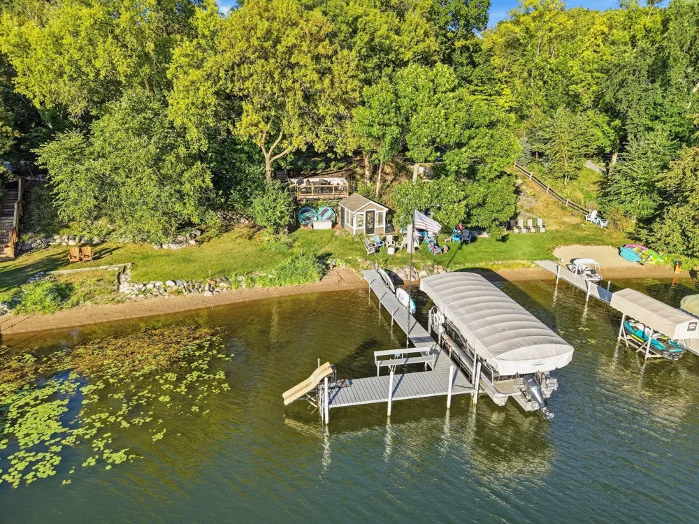 510 Pleasant View Road Chanhassen, MN 55317