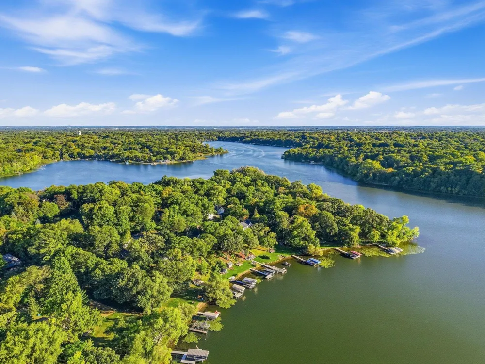 510 Pleasant View Road Chanhassen, MN 55317