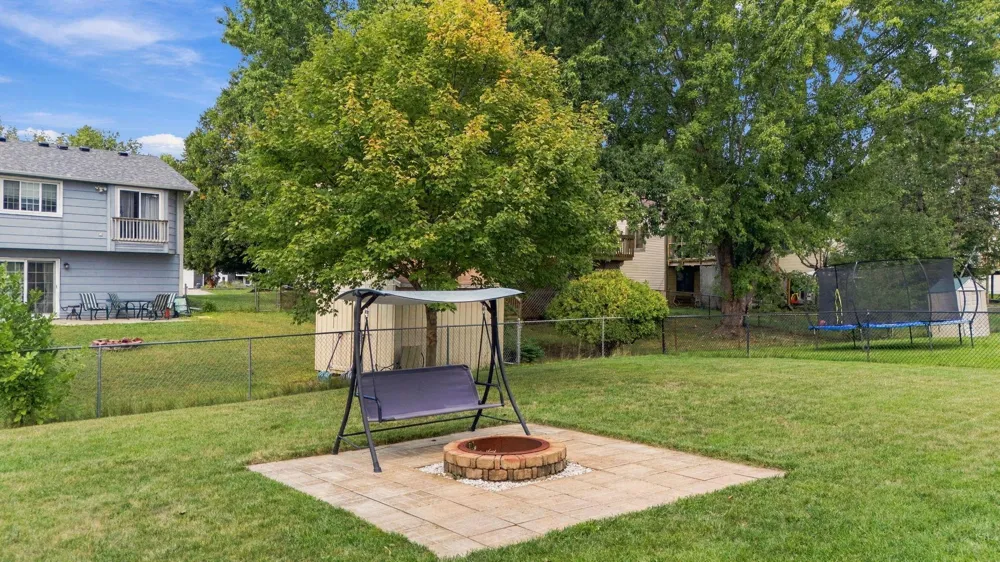 7163 158th Street W Apple Valley, MN 55124