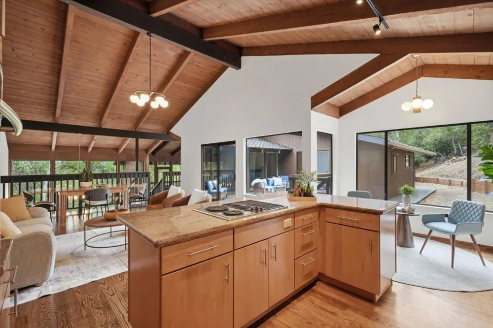 101 Ravinia Way Los Gatos, CA 95032