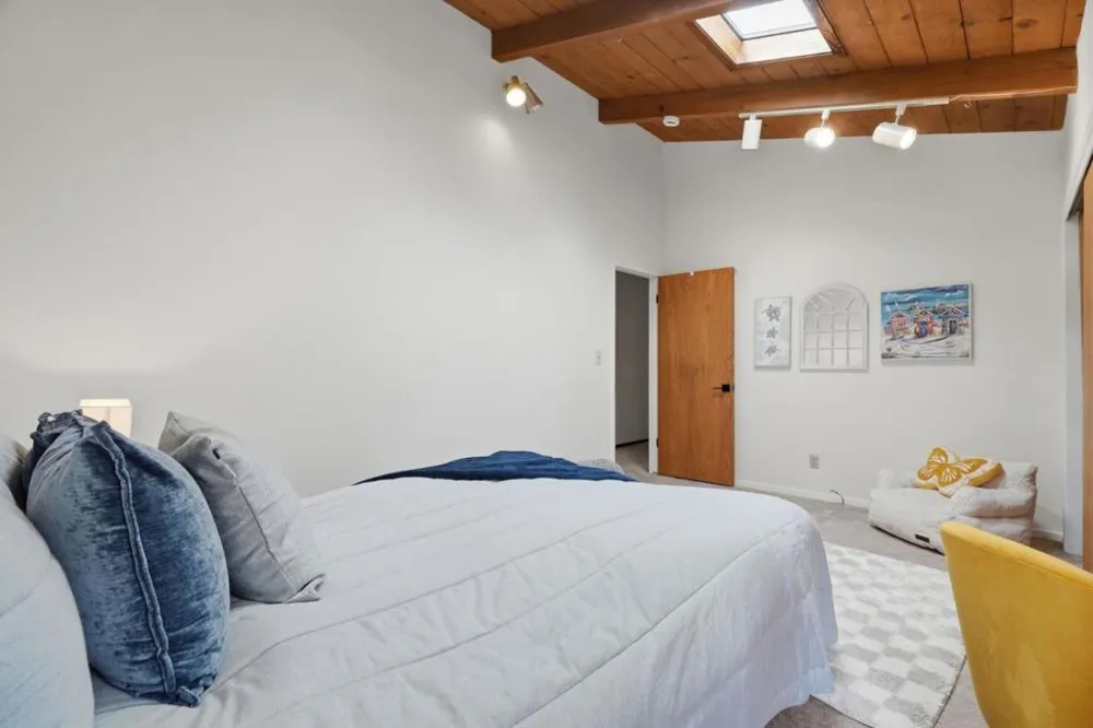101 Ravinia Way Los Gatos, CA 95032