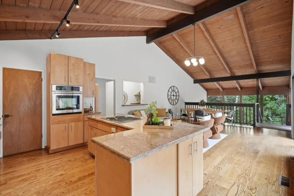 101 Ravinia Way Los Gatos, CA 95032