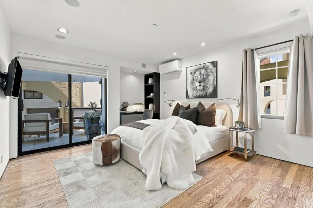 165 Forest Avenue #2C Palo Alto, CA 94301