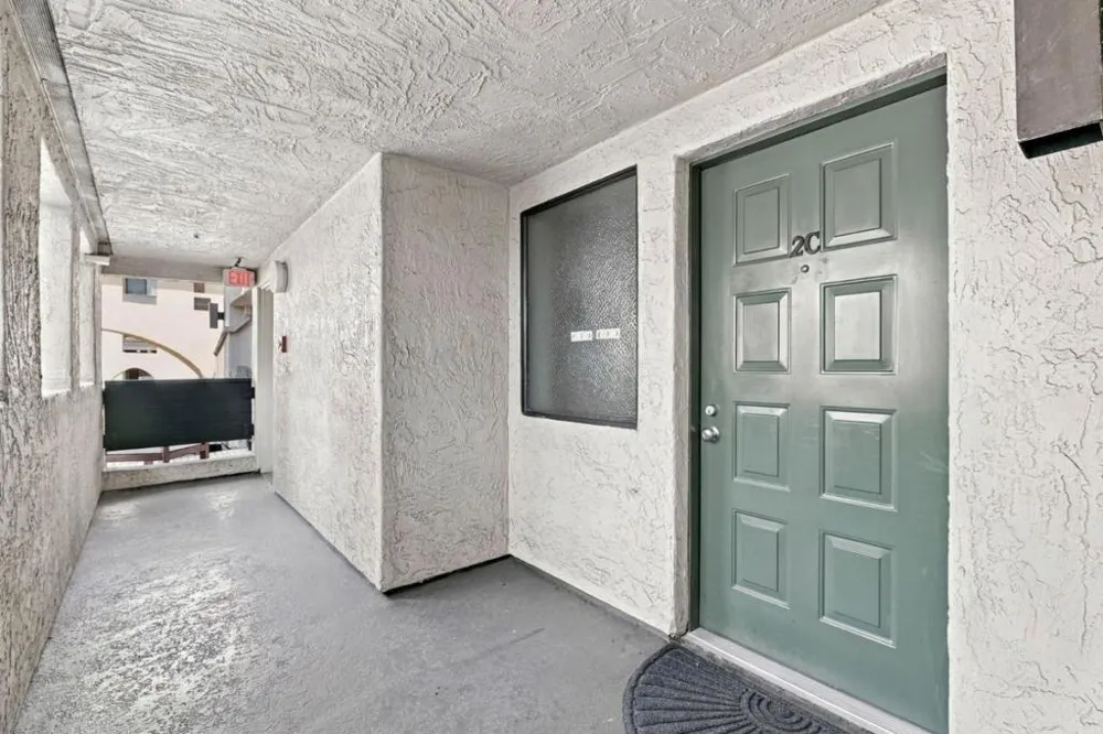 165 Forest Avenue #2C Palo Alto, CA 94301